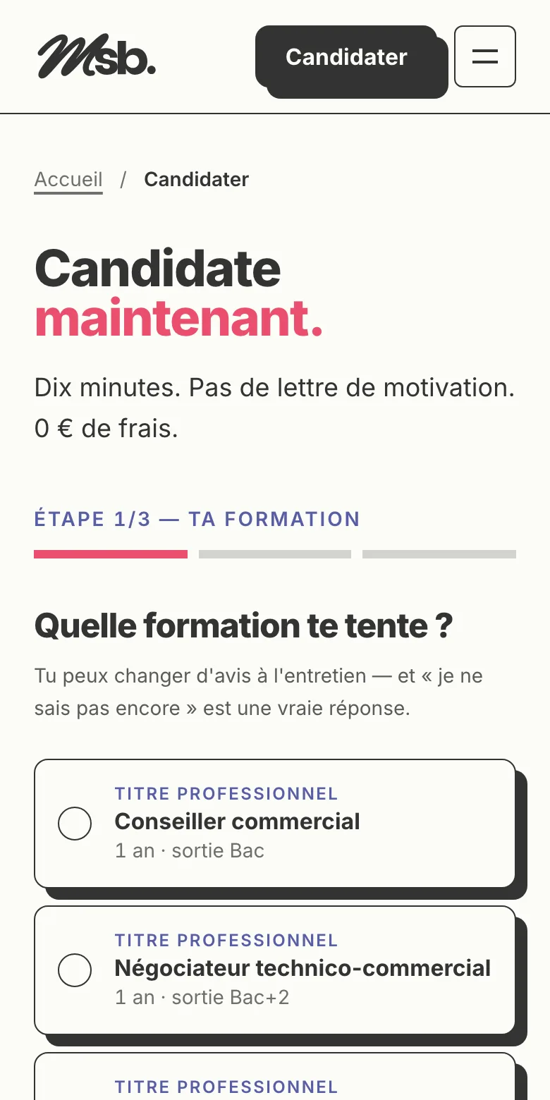 Le funnel de candidature du site : « Candidate maintenant », étape 1 sur 3, choix de la formation